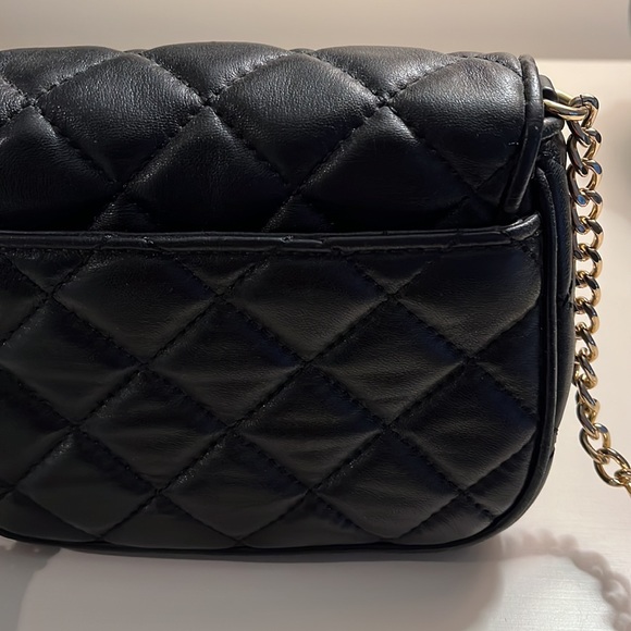 Michael Kors Quilted Crossbody bag - Picture 5 of 5